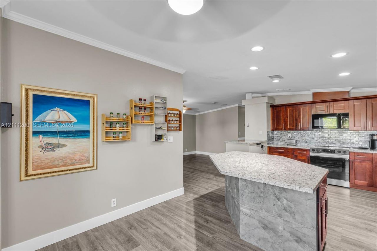 308 Vaca Rd , Key Largo, FL 33037 Photo