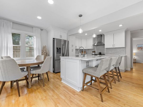5701 Vincent Avenue S, Minneapolis, MN 55410