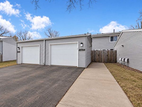 10744 Ilex Street NW, Coon Rapids, MN 55448
