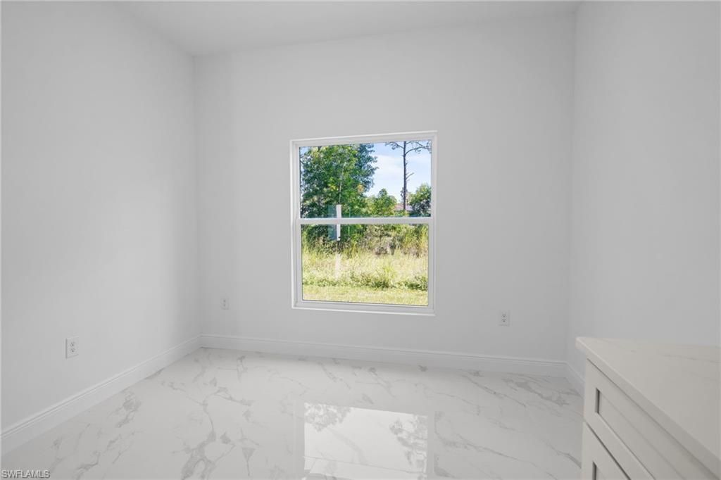 810 Jackson Ave , Lehigh Acres, FL 33972 Photo