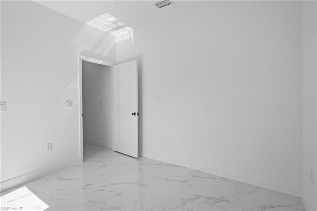 810 Jackson Ave , Lehigh Acres, FL 33972 Photo