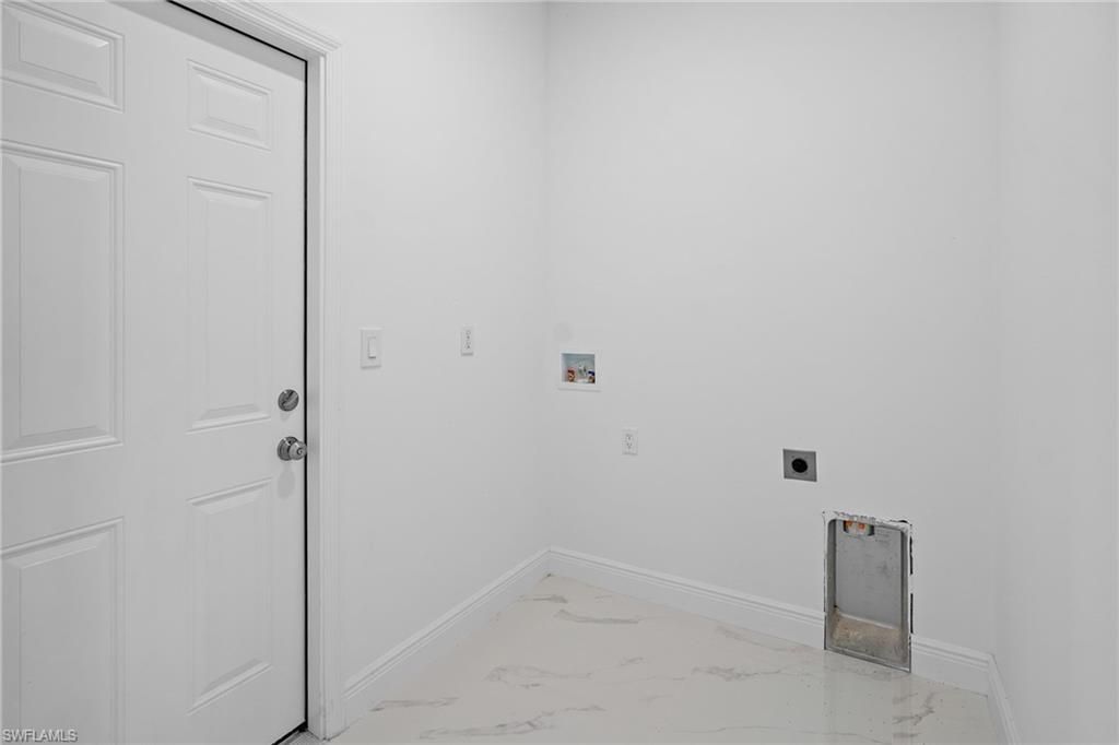 810 Jackson Ave , Lehigh Acres, FL 33972 Photo