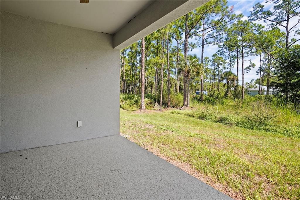 810 Jackson Ave , Lehigh Acres, FL 33972 Photo