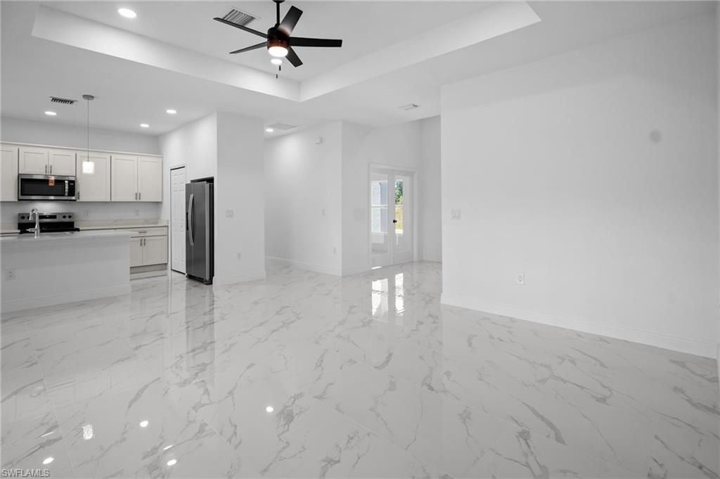 810 Jackson Ave , Lehigh Acres, FL 33972 Photo