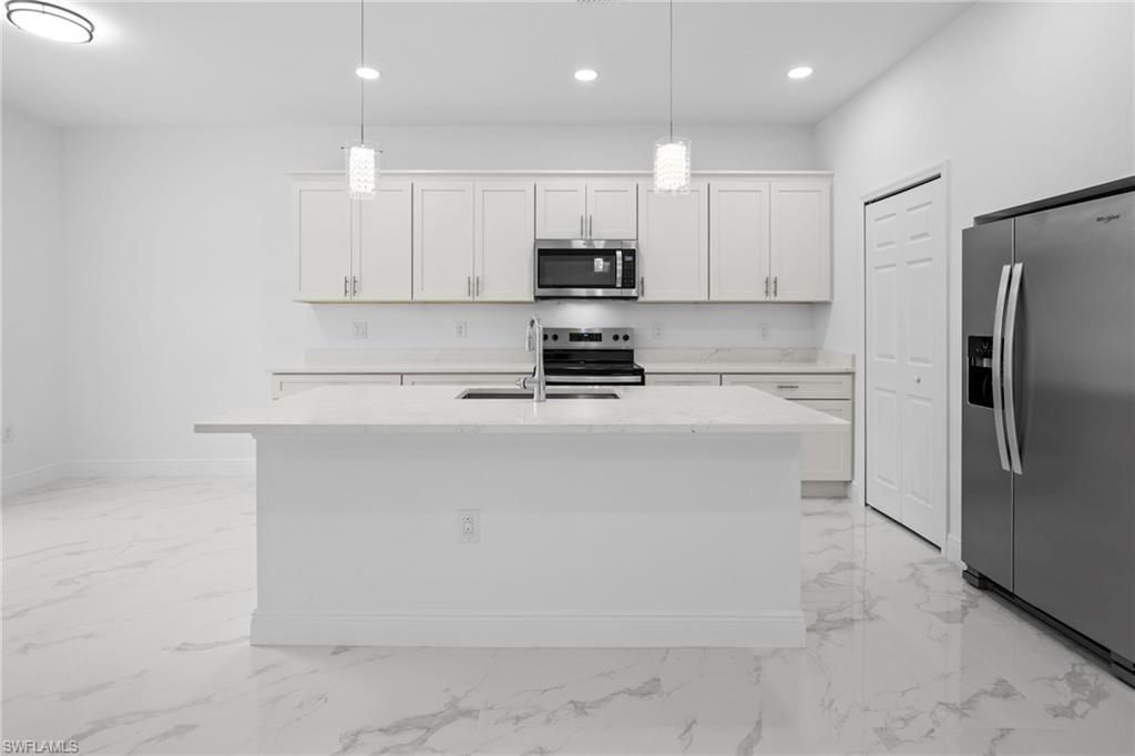 810 Jackson Ave , Lehigh Acres, FL 33972 Photo