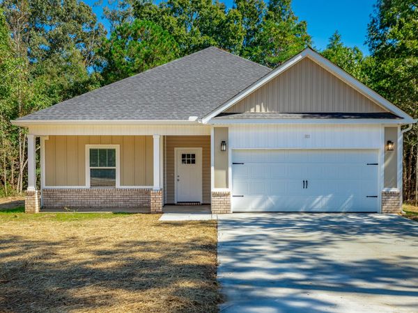 352 Oak Valley Drive, LaFayette, GA 30728