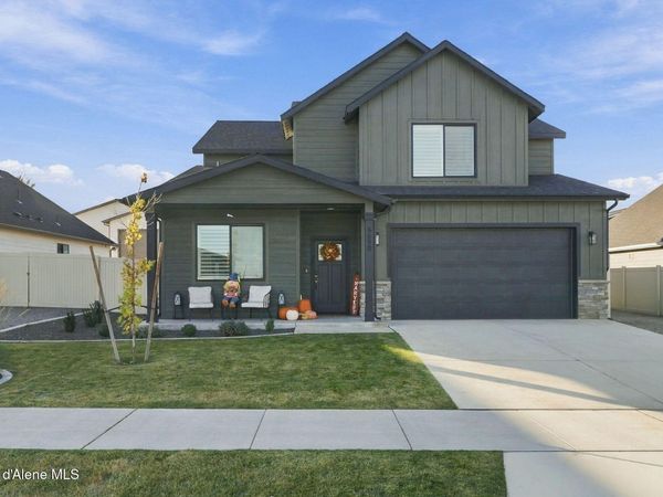 6690 W PORTRUSH DR , Rathdrum, ID 83858