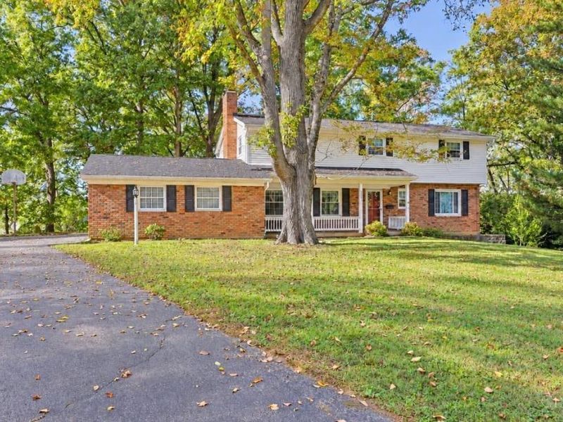 2537 Elmdale Drive, Cincinnati, OH 45230 Photo 2