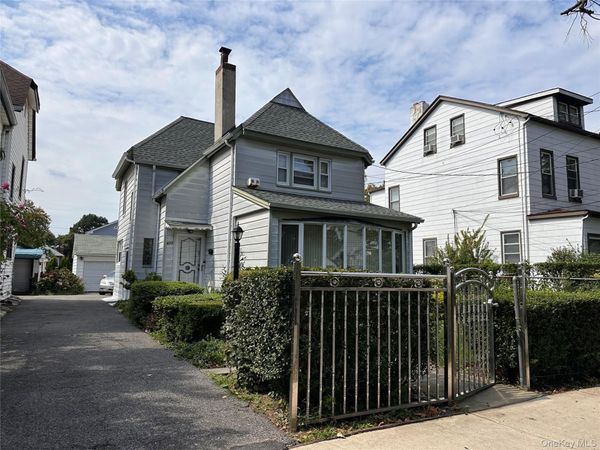 612 S 8th Avenue , Mount Vernon, NY 10550
