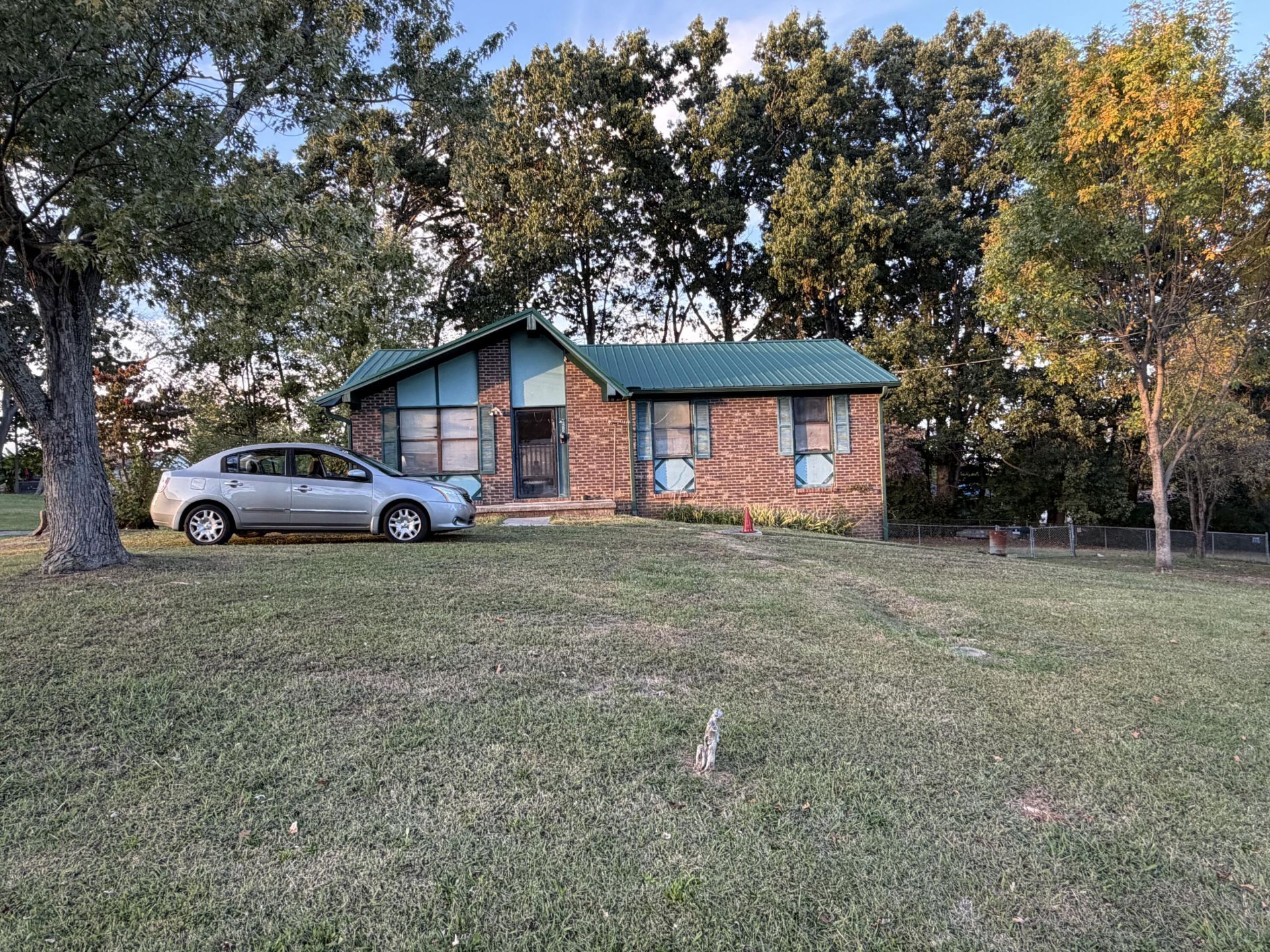 2405 Ozark Drive, Morristown, TN 37814 Main Photo