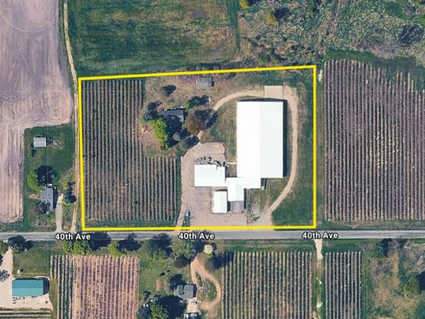 1351 W Columbia Avenue, Battle Creek, MI 49015