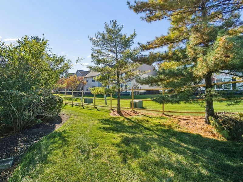 2445 Warm Springs Drive, Hilliard, OH 43026 Photo 6