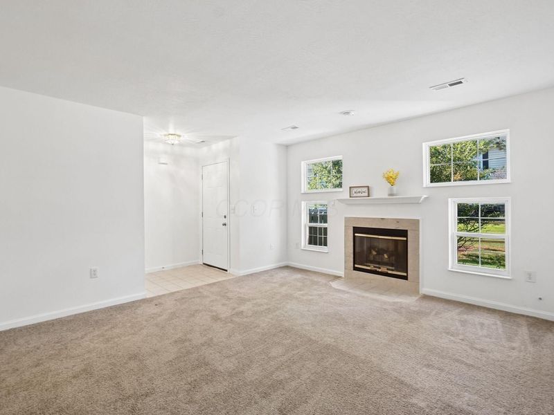 2445 Warm Springs Drive, Hilliard, OH 43026 Photo 9