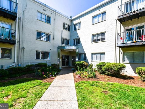 1009 CHILLUM ROAD , Unit 104, HYATTSVILLE, MD 20782