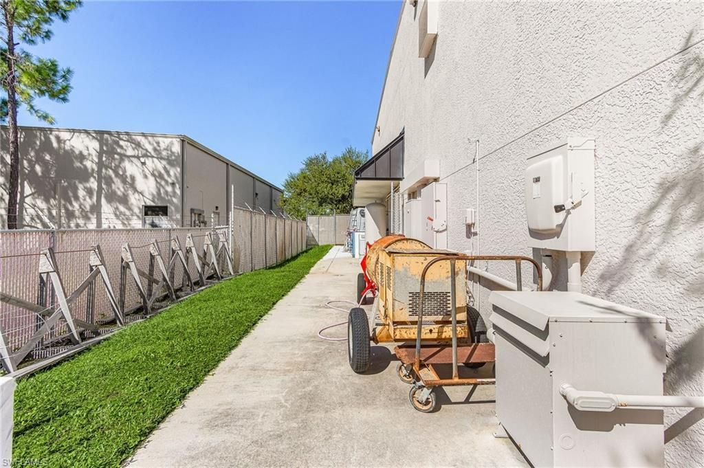 5680 Halifax Ave , Fort Myers, FL 33912 Photo