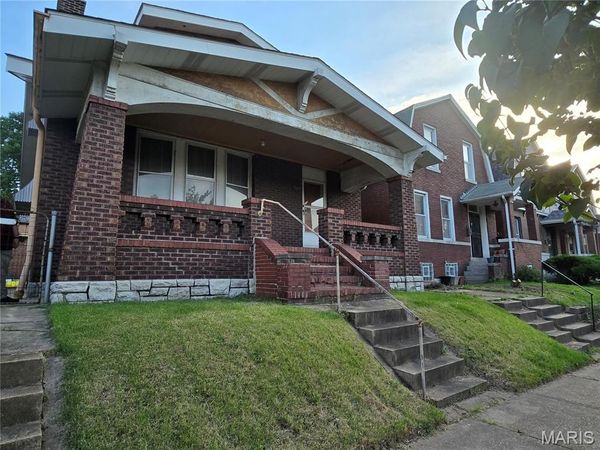 3648 Meramec Street, St Louis, MO 63116