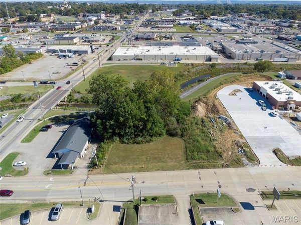 3 S Broadview , Cape Girardeau, MO 63703