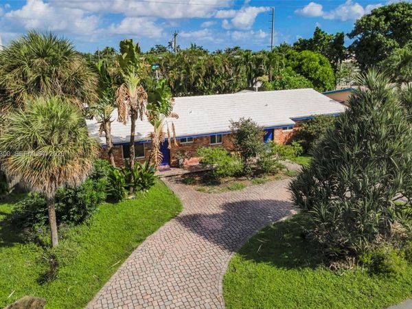 2051 NE 68th St , Fort Lauderdale, FL 33308