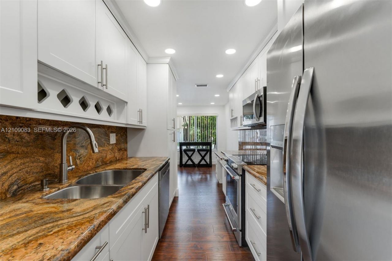 8208 NW 9th Ct , Unit 1, Plantation, FL 33324 Photo