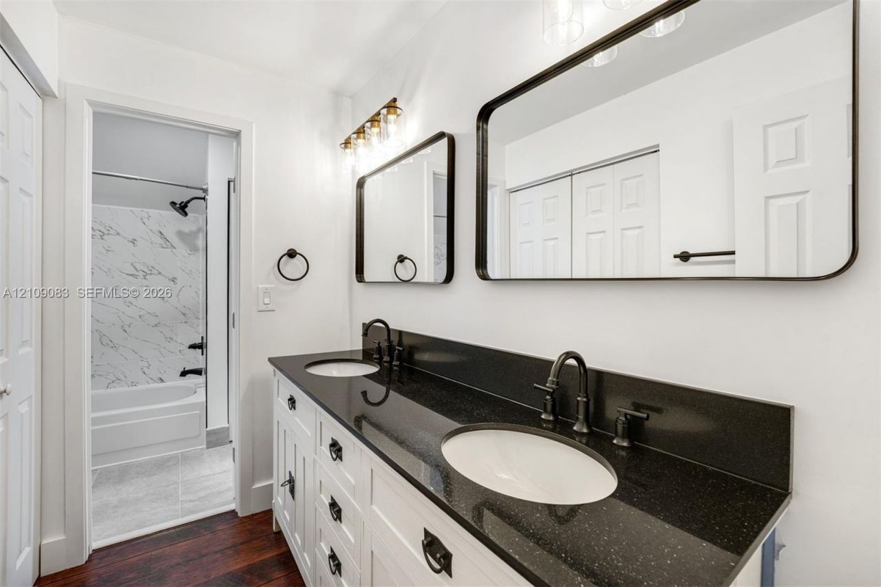 8208 NW 9th Ct , Unit 1, Plantation, FL 33324 Photo