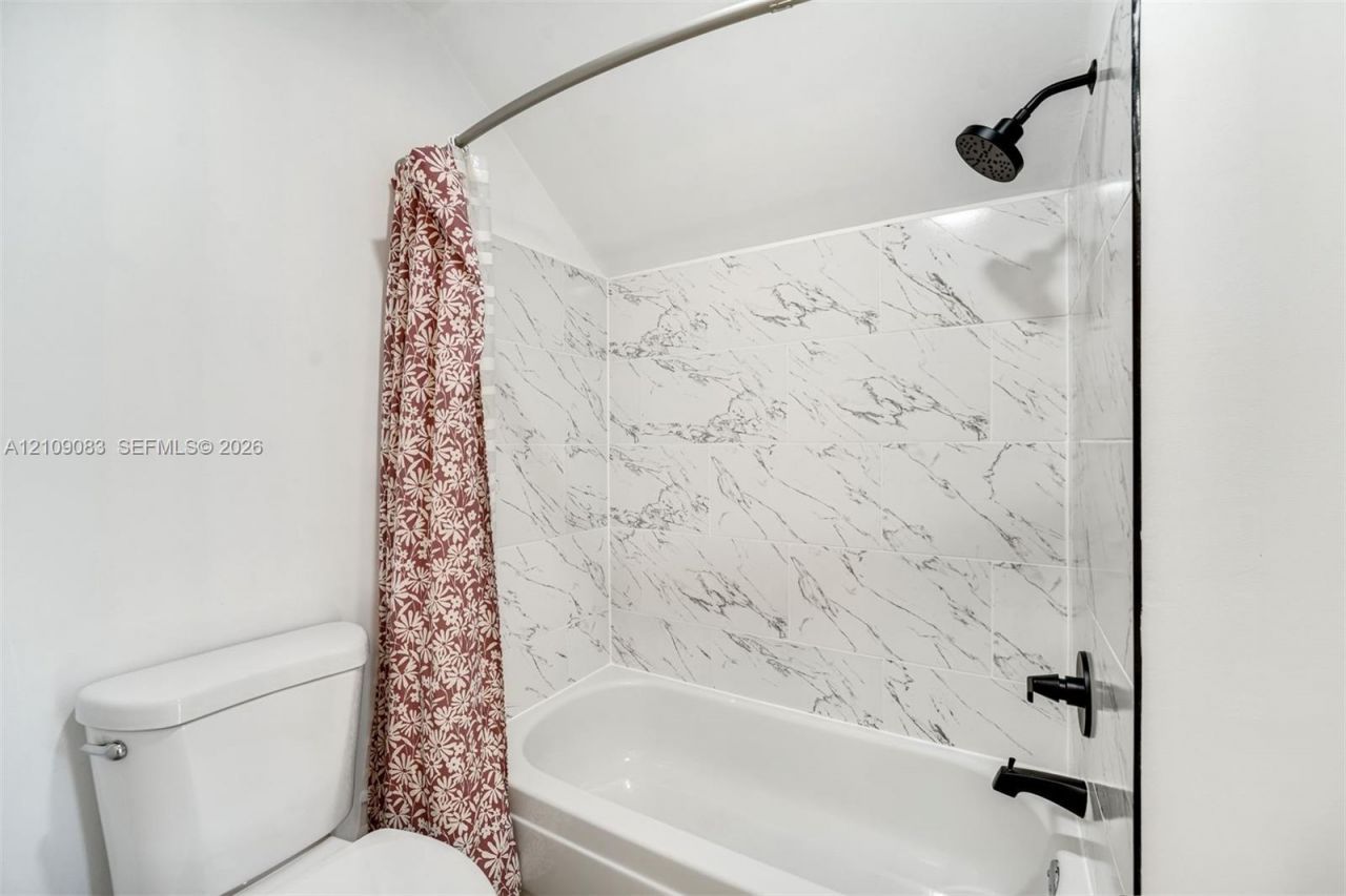 8208 NW 9th Ct , Unit 1, Plantation, FL 33324 Photo
