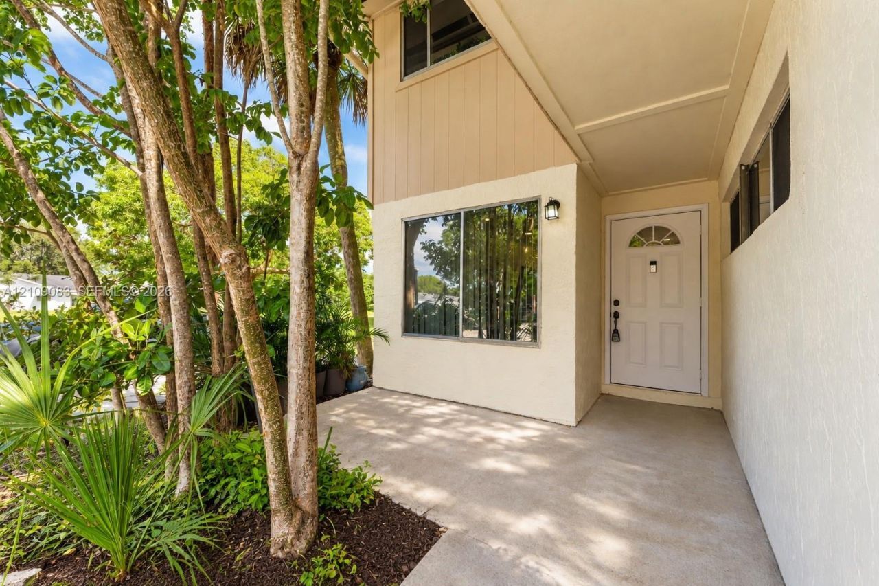 8208 NW 9th Ct , Unit 1, Plantation, FL 33324 Photo