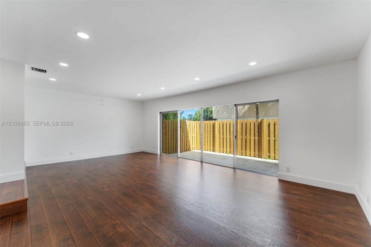 8208 NW 9th Ct , Unit 1, Plantation, FL 33324 Photo