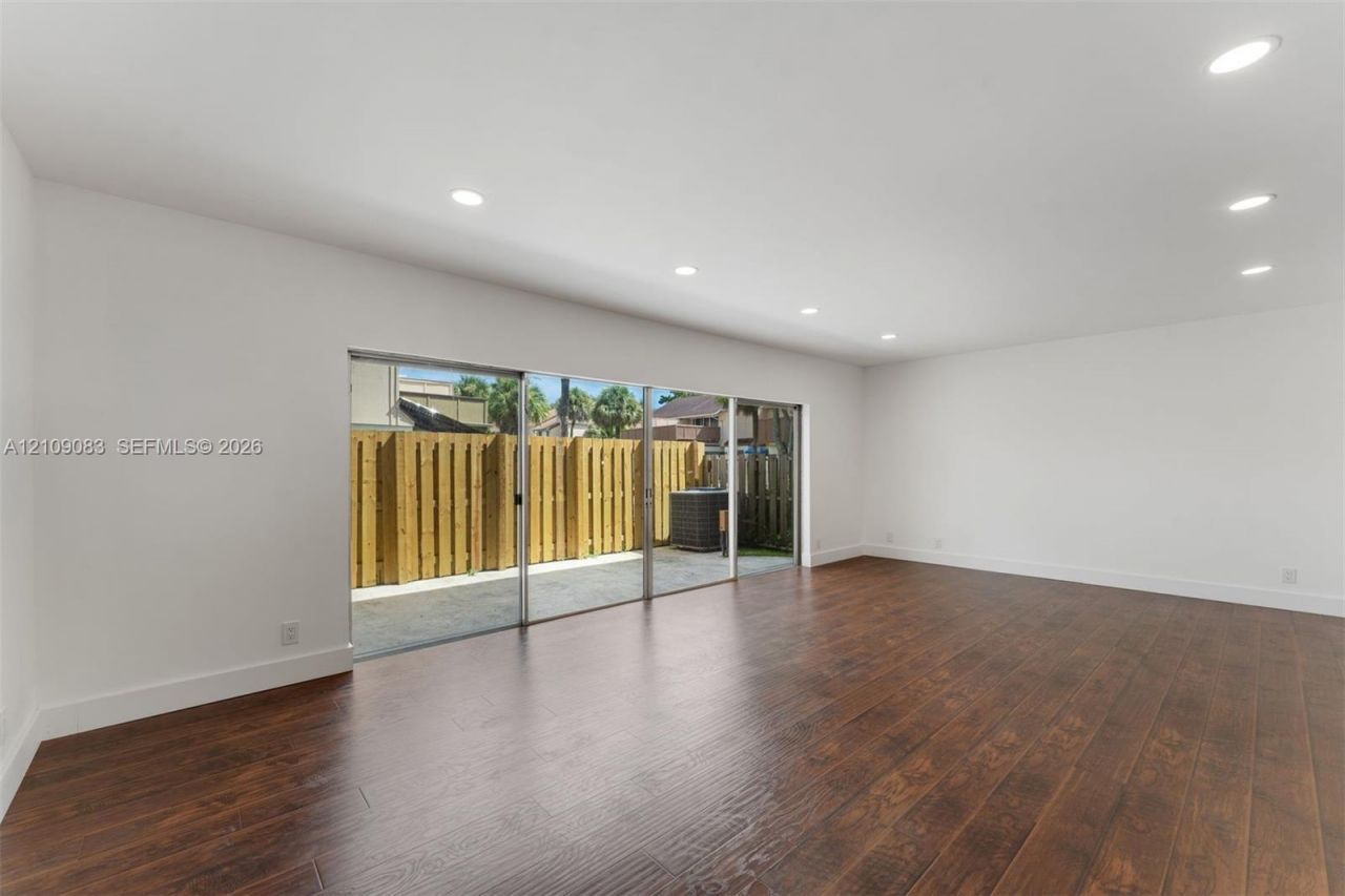 8208 NW 9th Ct , Unit 1, Plantation, FL 33324 Photo