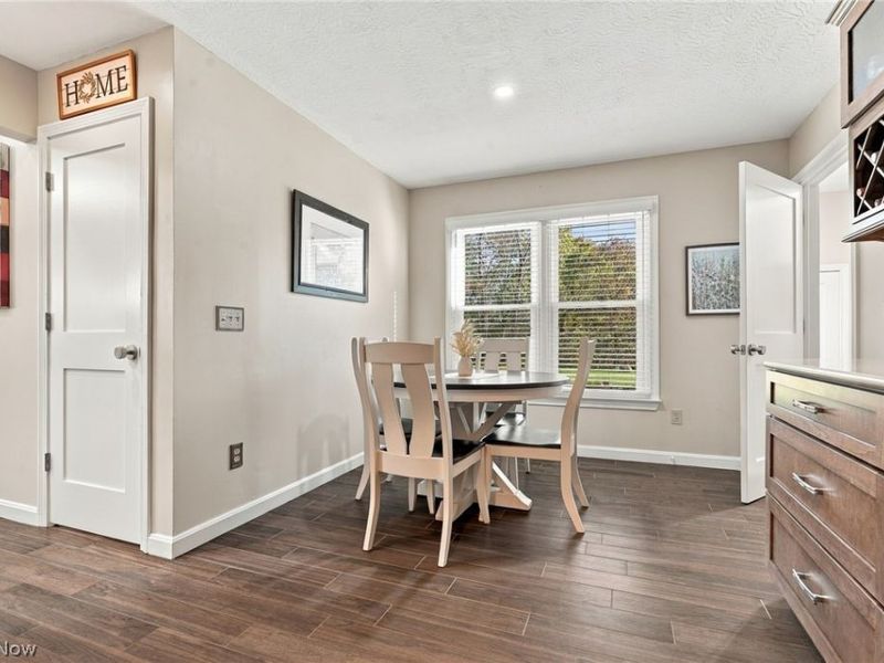 6900 Atlantic Boulevard NE, Louisville, OH 44641 Photo 13