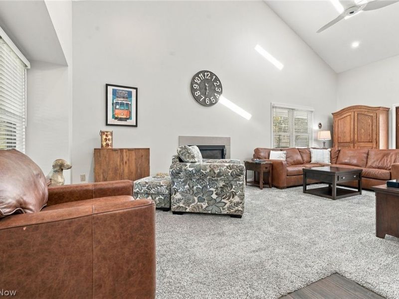 6900 Atlantic Boulevard NE, Louisville, OH 44641 Photo 6
