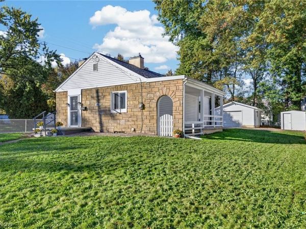 1022 Packard Drive , Akron, OH 44320