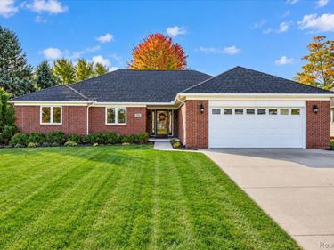 1800 John Paul Court, Oxford Township, Mi 48371