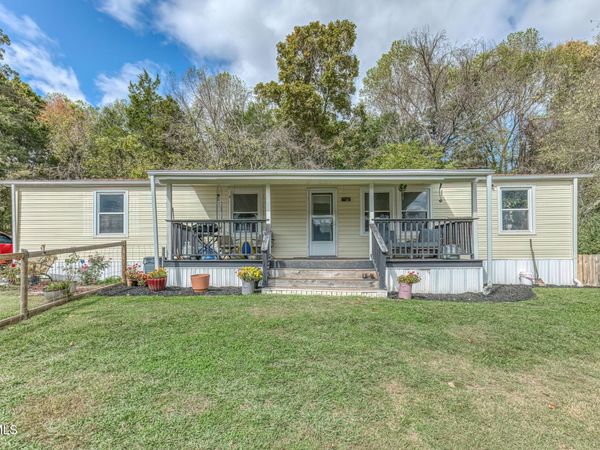211 Country Lane, Church Hill, TN 37642