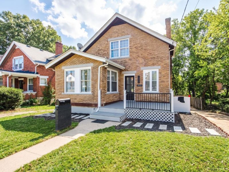 2855 Shaffer, Cincinnati, OH 45211 Photo 2