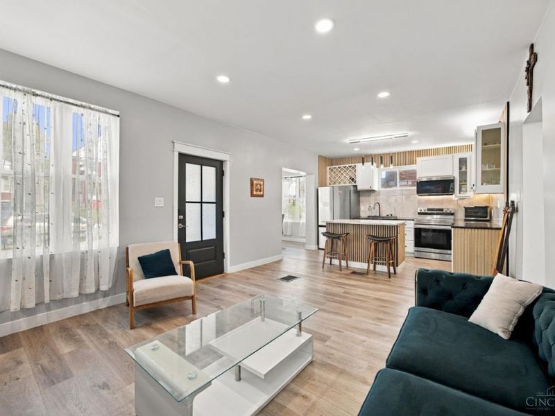 2855 Shaffer, Cincinnati, OH 45211 Photo 5