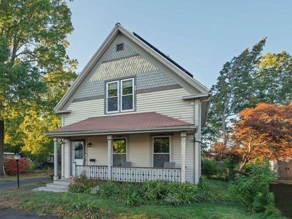 49 Grove St, Rockland, MA 02370
