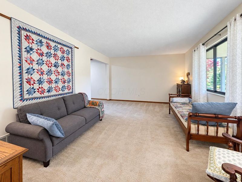 5247 Southminster Road , Columbus, OH 43221 Photo 2