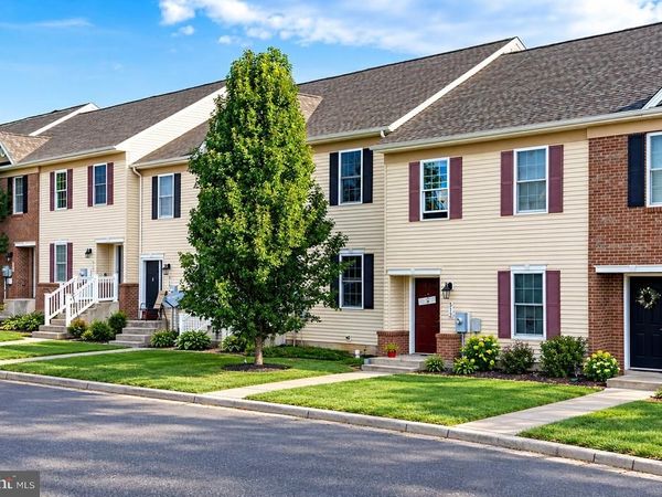 520 HOTCHKISS DRIVE , WOODSTOCK, VA 22664