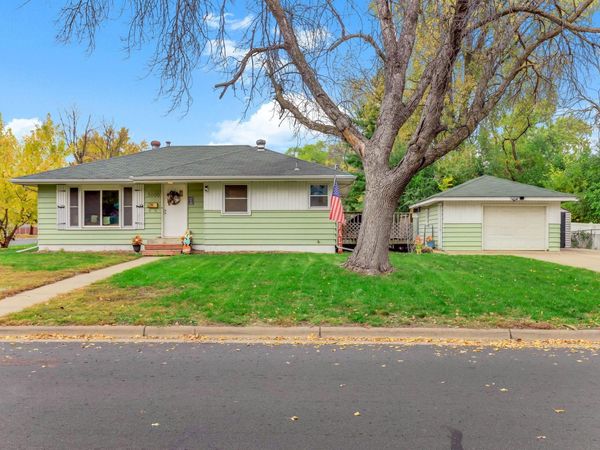 5000 Zenith Avenue N, Brooklyn Center, MN 55429