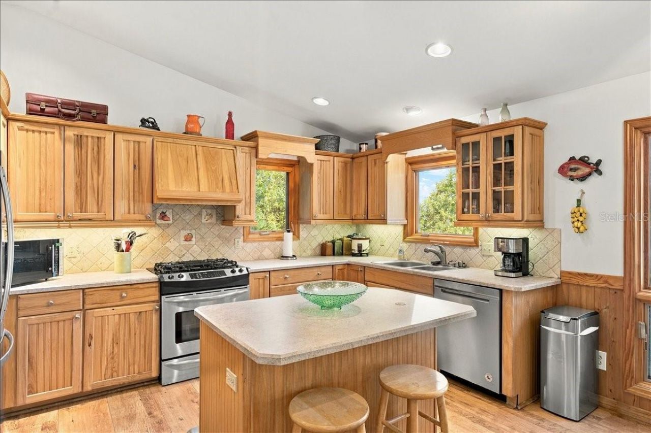 22649 & 22645 & Land NE 105th Avenue Road, Fort Mc Coy, FL 32134 Photo