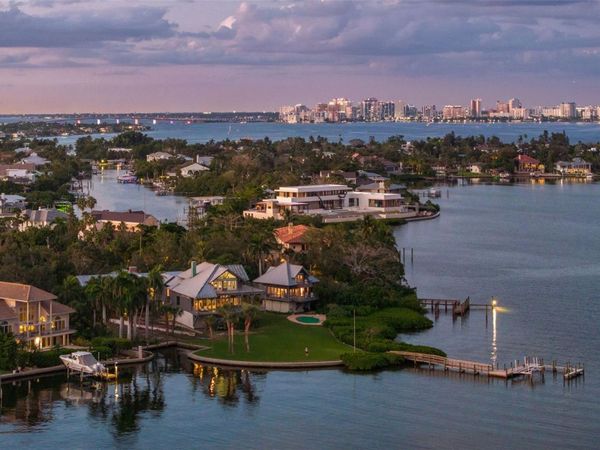 4196 ROBERTS POINT CIRCLE , SARASOTA, FL 34242