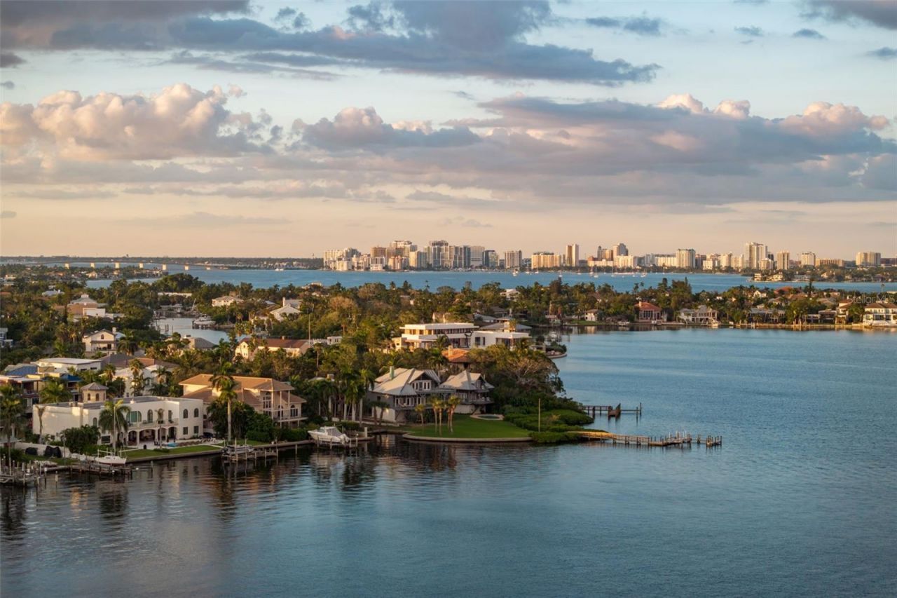 4196 Roberts Point Circle , Sarasota, FL 34242 Photo