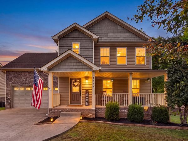 1008 Ishee Dr , Clarksville, TN 37042