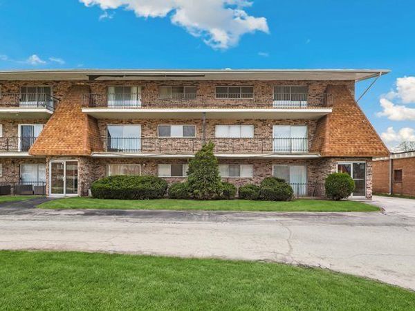 15335 Martin Luther King Jr Drive , Unit 21, Dolton, IL 60419