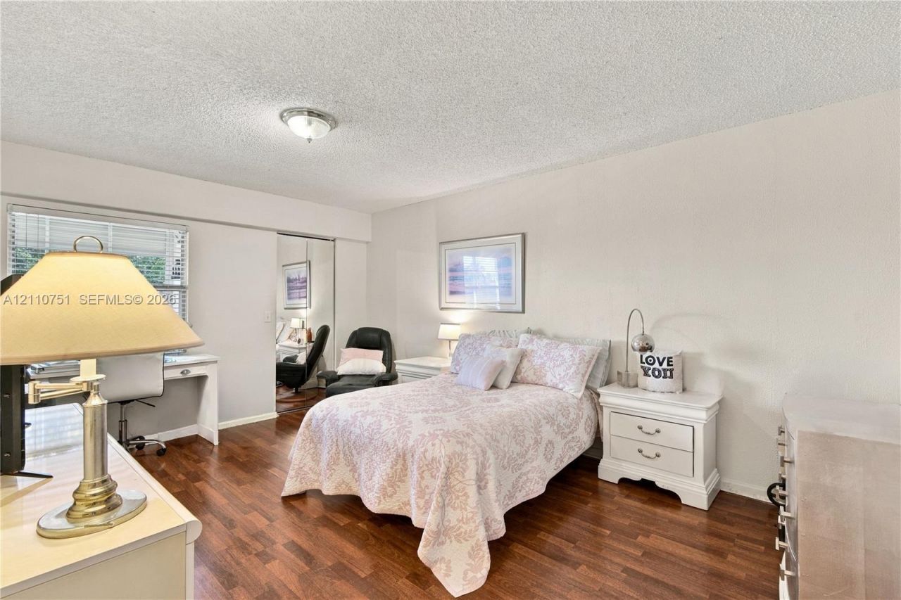 101 SW 132nd Way , Unit 402J, Pembroke Pines, FL 33027 Photo