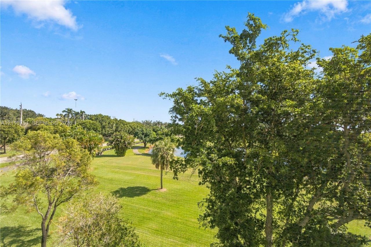 101 SW 132nd Way , Unit 402J, Pembroke Pines, FL 33027 Photo