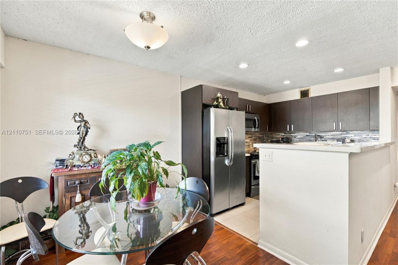 101 SW 132nd Way , Unit 402J, Pembroke Pines, FL 33027 Photo