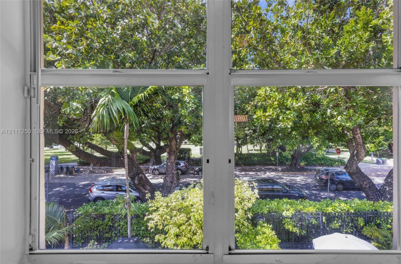 736 13th St , Unit 210, Miami Beach, FL 33139 Photo