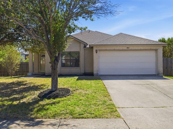 1804 Candlelight DR , Leander, TX 78641