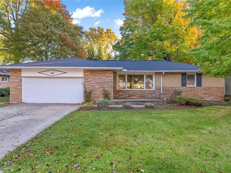 1919 Bremerton Road, Lyndhurst, OH 44124 Photo 1